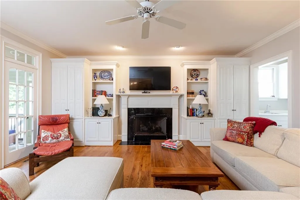 5760 Long Grove Drive, Atlanta, Georgia 30328, 5 Bedrooms Bedrooms, ,4 BathroomsBathrooms,Residential,Sold,5760 Long Grove Drive,6744416