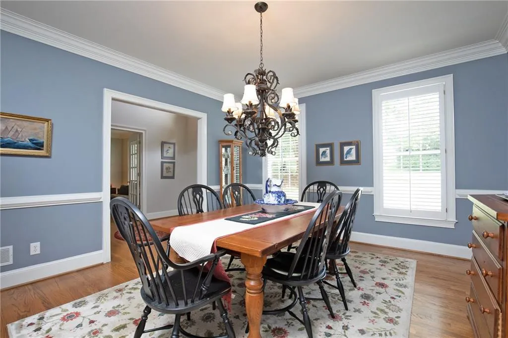 5760 Long Grove Drive, Atlanta, Georgia 30328, 5 Bedrooms Bedrooms, ,4 BathroomsBathrooms,Residential,Sold,5760 Long Grove Drive,6744416