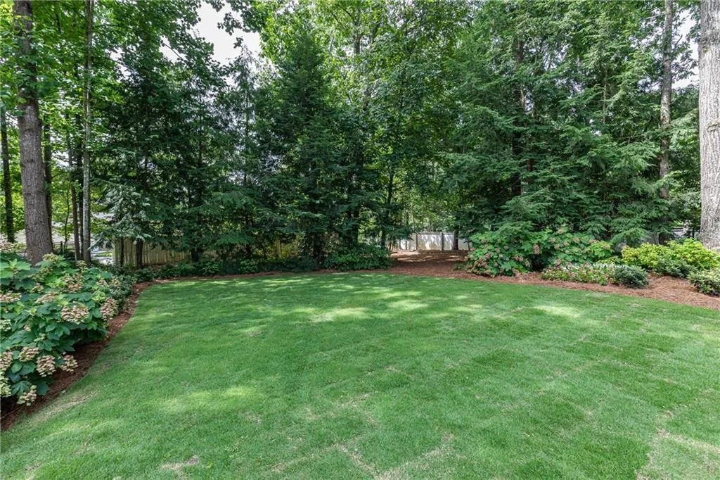 5760 Long Grove Drive, Atlanta, Georgia 30328, 5 Bedrooms Bedrooms, ,4 BathroomsBathrooms,Residential,Sold,5760 Long Grove Drive,6744416