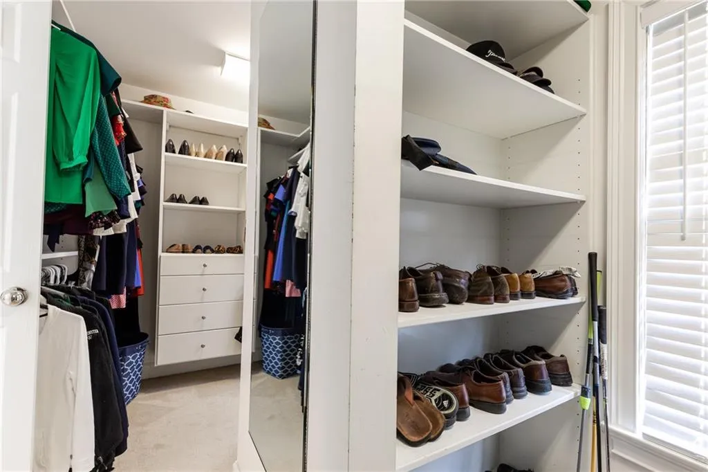 5760 Long Grove Drive, Atlanta, Georgia 30328, 5 Bedrooms Bedrooms, ,4 BathroomsBathrooms,Residential,Sold,5760 Long Grove Drive,6744416