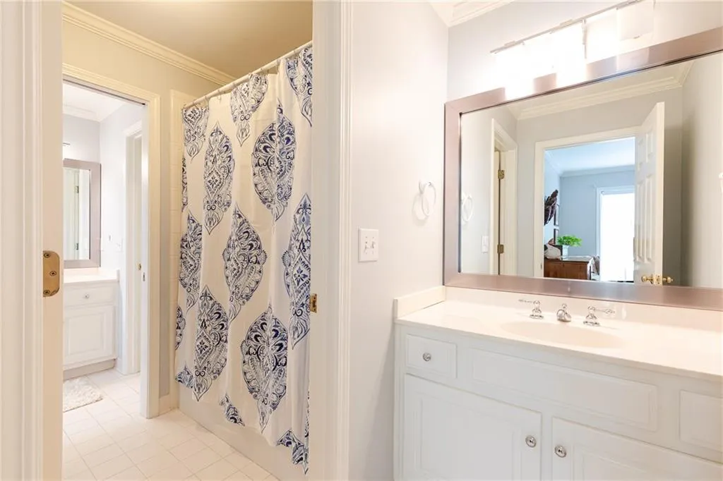 5760 Long Grove Drive, Atlanta, Georgia 30328, 5 Bedrooms Bedrooms, ,4 BathroomsBathrooms,Residential,Sold,5760 Long Grove Drive,6744416