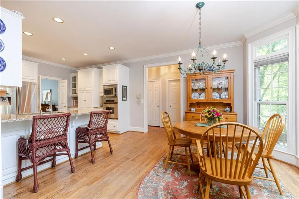 5760 Long Grove Drive, Atlanta, Georgia 30328, 5 Bedrooms Bedrooms, ,4 BathroomsBathrooms,Residential,Sold,5760 Long Grove Drive,6744416