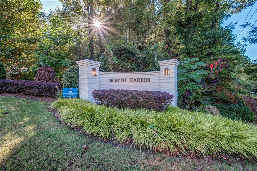 6050 BLACKWATER Trail, Atlanta, Georgia 30328, 4 Bedrooms Bedrooms, ,2 BathroomsBathrooms,Residential,Sold,6050 BLACKWATER Trail,7290552