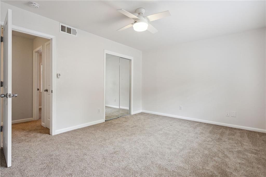 6940 Roswell Road Unit 10D, Atlanta, Georgia 30328, 2 Bedrooms Bedrooms, ,1 BathroomBathrooms,Residential,Sold,6940 Roswell Road Unit 10D,7263134