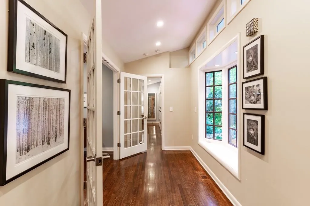 885 Landmark Drive Ne, Atlanta, Georgia 30342, 4 Bedrooms Bedrooms, ,3 BathroomsBathrooms,Residential,Sold,885 Landmark Drive Ne,6633127