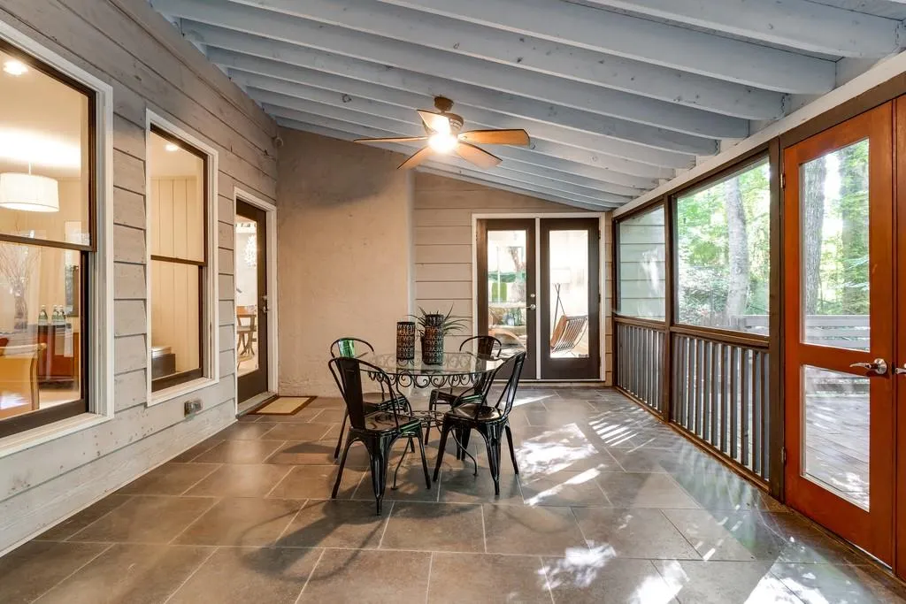 885 Landmark Drive Ne, Atlanta, Georgia 30342, 4 Bedrooms Bedrooms, ,3 BathroomsBathrooms,Residential,Sold,885 Landmark Drive Ne,6633127