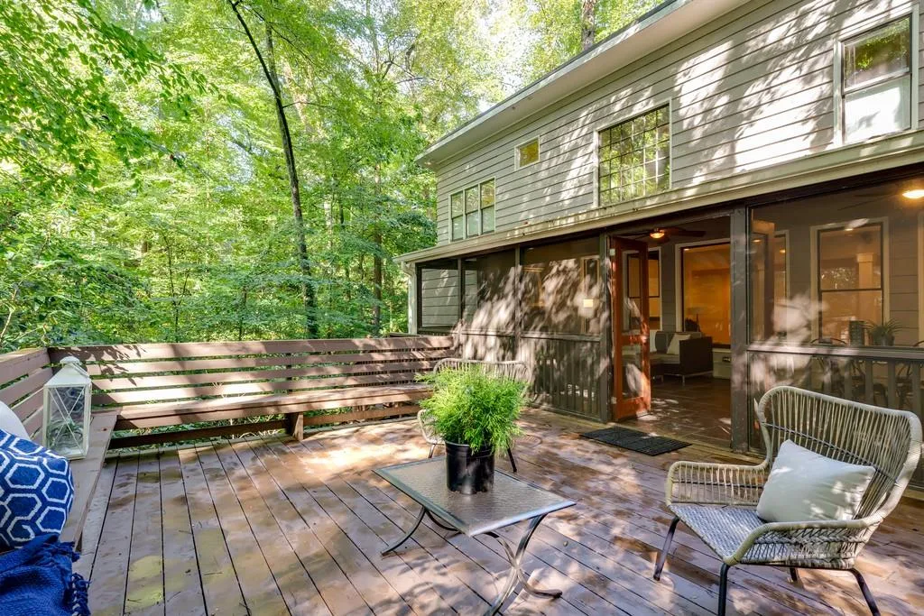 885 Landmark Drive Ne, Atlanta, Georgia 30342, 4 Bedrooms Bedrooms, ,3 BathroomsBathrooms,Residential,Sold,885 Landmark Drive Ne,6633127