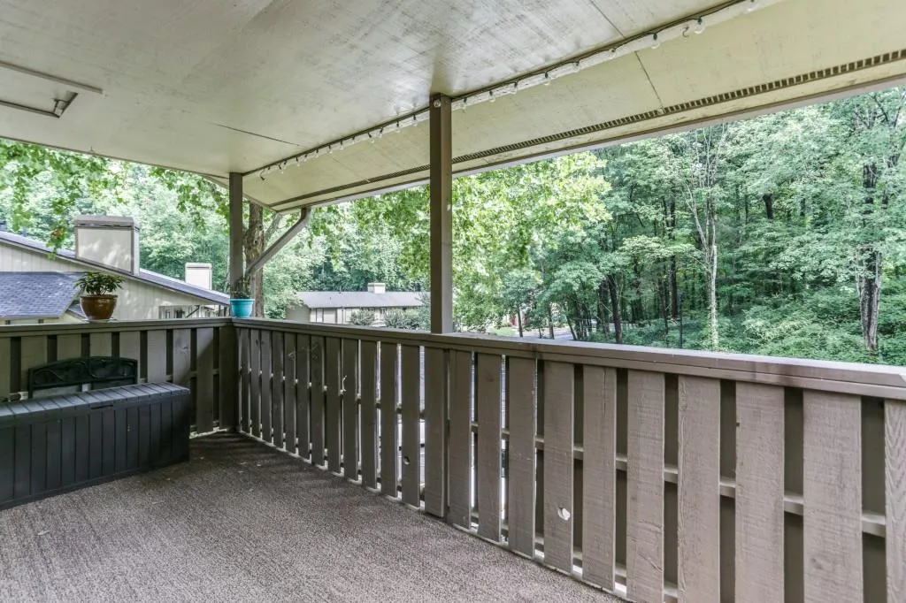 1506 Woodcliff Drive, Sandy Springs, Georgia 30350, 2 Bedrooms Bedrooms, ,1 BathroomBathrooms,Residential,Sold,1506 Woodcliff Drive,6596360