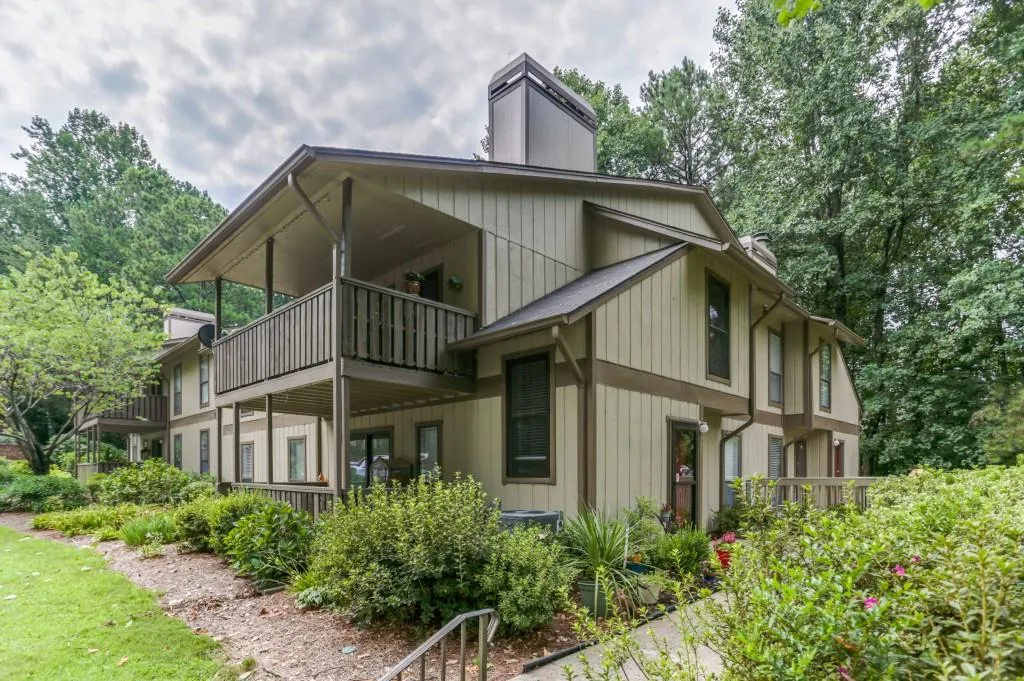 1506 Woodcliff Drive, Sandy Springs, Georgia 30350, 2 Bedrooms Bedrooms, ,1 BathroomBathrooms,Residential,Sold,1506 Woodcliff Drive,6596360