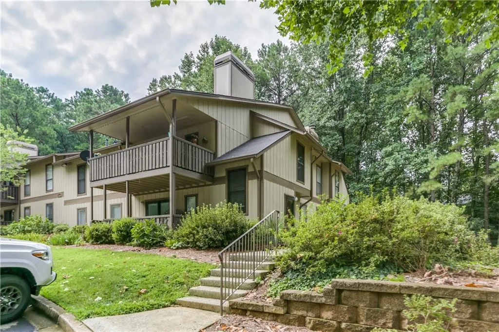 1506 Woodcliff Drive, Sandy Springs, Georgia 30350, 2 Bedrooms Bedrooms, ,1 BathroomBathrooms,Residential,Sold,1506 Woodcliff Drive,6596360