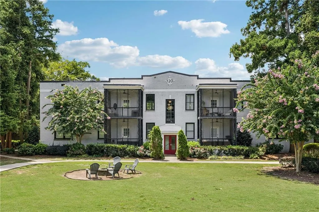 120 Peachtree Memorial Drive Nw Unit 120-3, Atlanta, Georgia 30309, 2 Bedrooms Bedrooms, ,2 BathroomsBathrooms,Residential,For Sale,120 Peachtree Memorial Drive Nw Unit 120-3,7654918 120 Peachtree Memorial Drive Nw Unit 120-3, Atlanta, Georgia 30309, 2 Bedrooms Bedrooms, ,2 BathroomsBathrooms,Residential,For Sale,120 Peachtree Memorial Drive Nw Unit 120-3,7654918