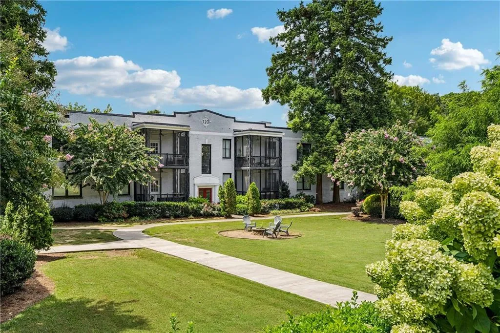 120 Peachtree Memorial Drive Nw Unit 120-3, Atlanta, Georgia 30309, 2 Bedrooms Bedrooms, ,2 BathroomsBathrooms,Residential,For Sale,120 Peachtree Memorial Drive Nw Unit 120-3,7654918 120 Peachtree Memorial Drive Nw Unit 120-3, Atlanta, Georgia 30309, 2 Bedrooms Bedrooms, ,2 BathroomsBathrooms,Residential,For Sale,120 Peachtree Memorial Drive Nw Unit 120-3,7654918