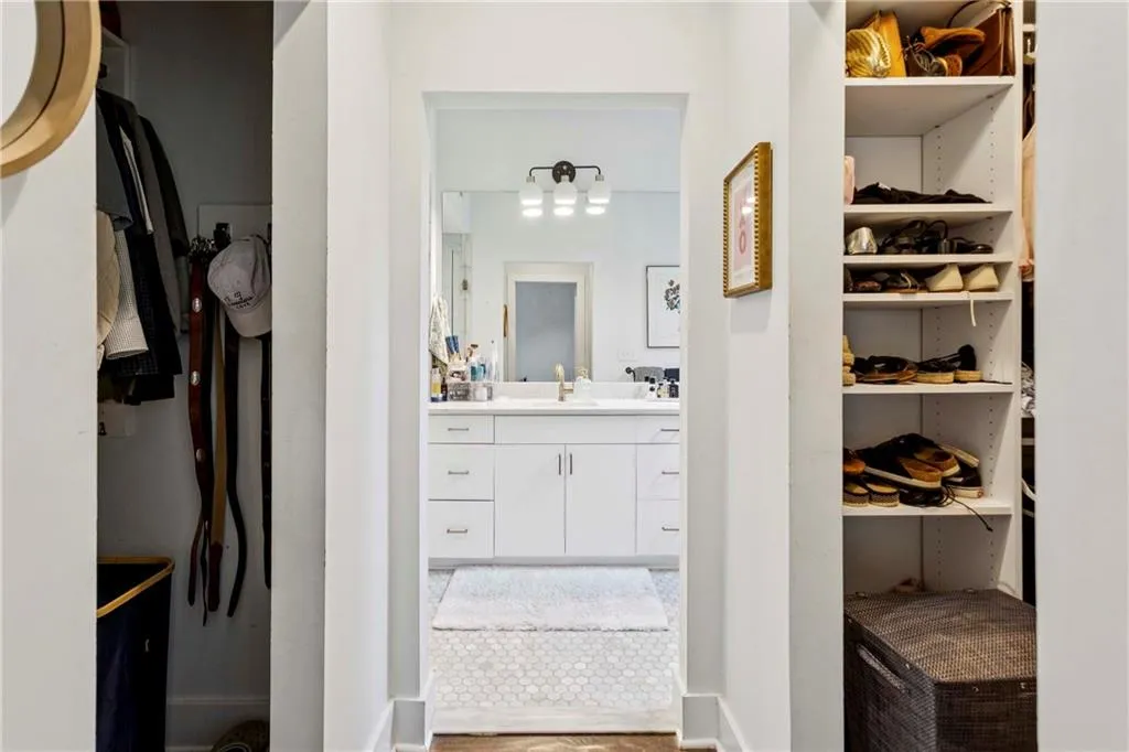 120 Peachtree Memorial Drive Nw Unit 120-3, Atlanta, Georgia 30309, 2 Bedrooms Bedrooms, ,2 BathroomsBathrooms,Residential,For Sale,120 Peachtree Memorial Drive Nw Unit 120-3,7654918 120 Peachtree Memorial Drive Nw Unit 120-3, Atlanta, Georgia 30309, 2 Bedrooms Bedrooms, ,2 BathroomsBathrooms,Residential,For Sale,120 Peachtree Memorial Drive Nw Unit 120-3,7654918