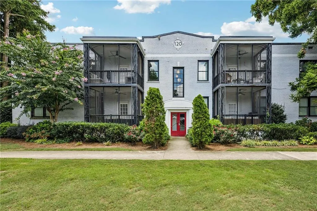 120 Peachtree Memorial Drive Nw Unit 120-3, Atlanta, Georgia 30309, 2 Bedrooms Bedrooms, ,2 BathroomsBathrooms,Residential,For Sale,120 Peachtree Memorial Drive Nw Unit 120-3,7654918 120 Peachtree Memorial Drive Nw Unit 120-3, Atlanta, Georgia 30309, 2 Bedrooms Bedrooms, ,2 BathroomsBathrooms,Residential,For Sale,120 Peachtree Memorial Drive Nw Unit 120-3,7654918