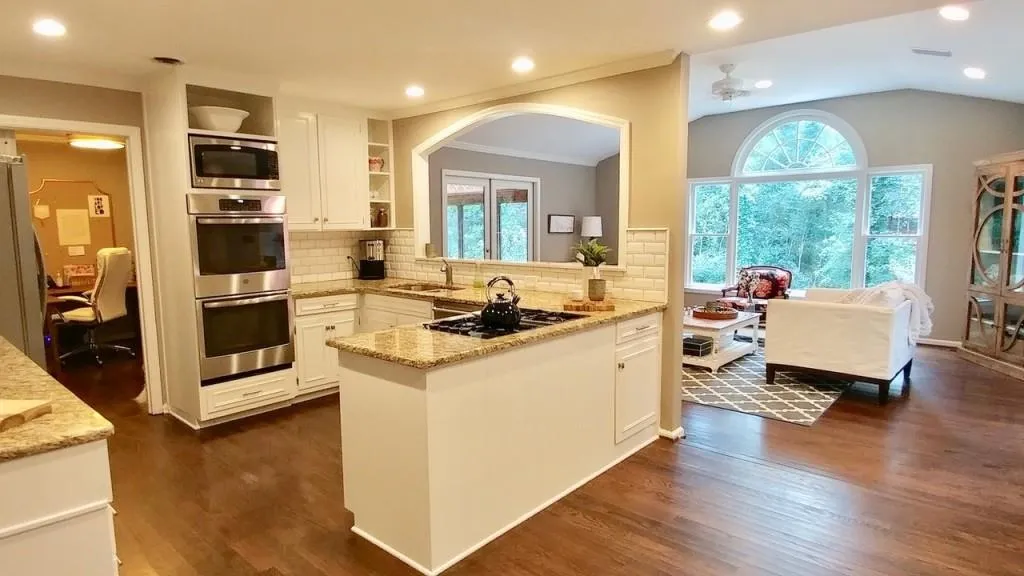 195 Berwick Drive, Sandy Springs, Georgia 30328, 3 Bedrooms Bedrooms, ,2 BathroomsBathrooms,Residential,Sold,195 Berwick Drive,6076508