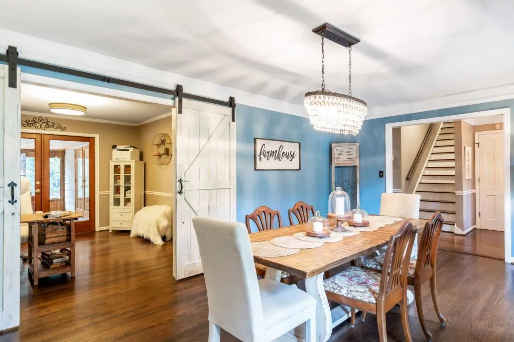 195 Berwick Drive, Sandy Springs, Georgia 30328, 3 Bedrooms Bedrooms, ,2 BathroomsBathrooms,Residential,Sold,195 Berwick Drive,6076508