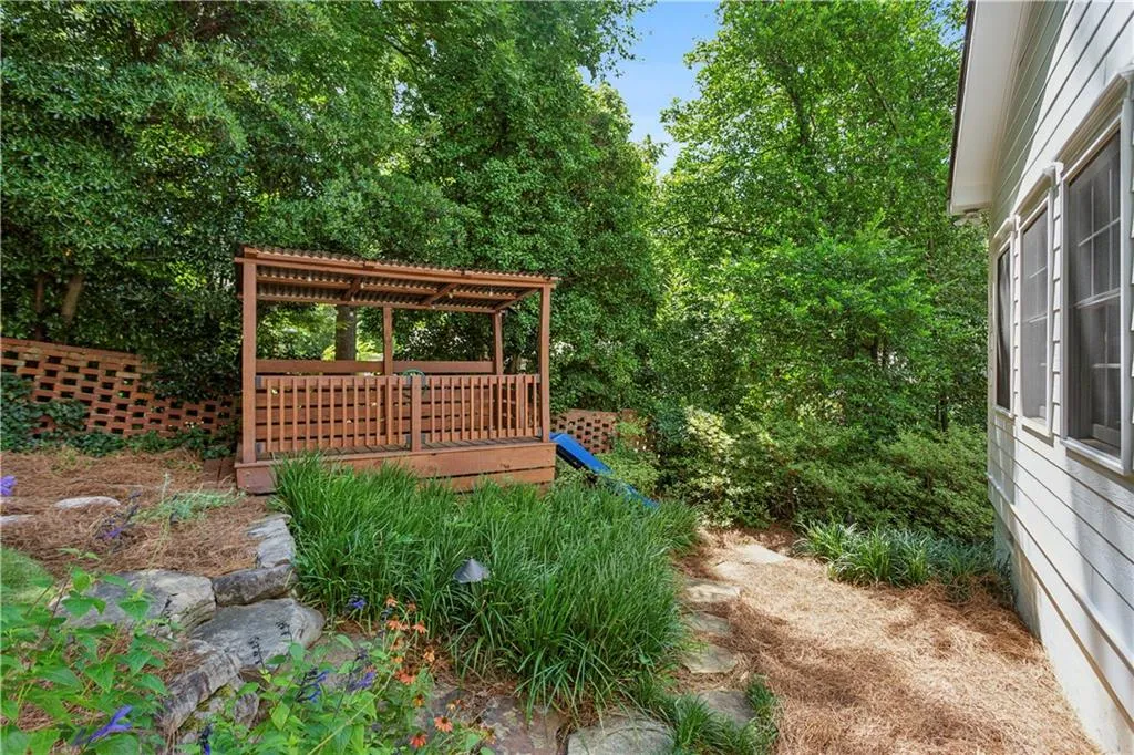 717 Channing Drive Nw, Atlanta, Georgia 30318, 4 Bedrooms Bedrooms, ,3 BathroomsBathrooms,Residential,For Sale,717 Channing Drive Nw,7617753