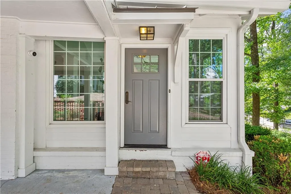 717 Channing Drive Nw, Atlanta, Georgia 30318, 4 Bedrooms Bedrooms, ,3 BathroomsBathrooms,Residential,For Sale,717 Channing Drive Nw,7617753