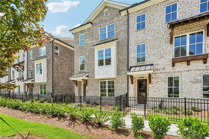 4573 Deanston Court Unit 390, Peachtree Corners, Georgia 30092
