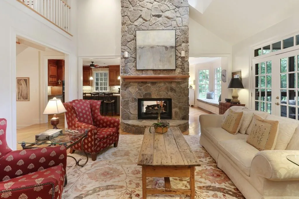 4575 Peachtree Dunwoody Road, Sandy Springs, Georgia 30342, 5 Bedrooms Bedrooms, ,5 BathroomsBathrooms,Residential,Sold,4575 Peachtree Dunwoody Road,6511437