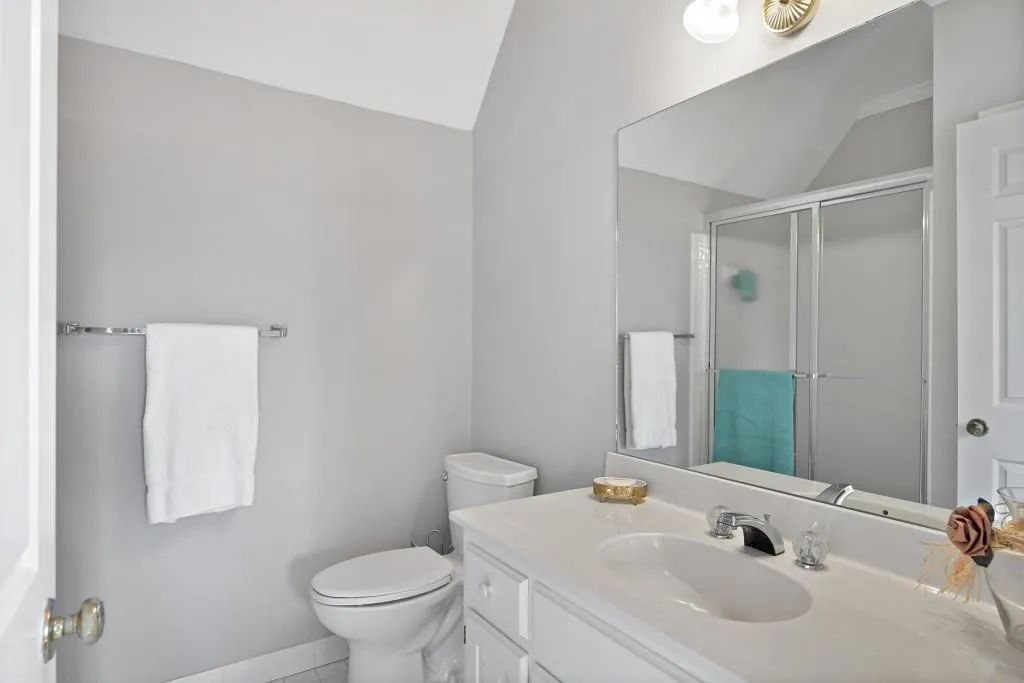 8520 Valemont Drive, Sandy Springs, Georgia 30350, 6 Bedrooms Bedrooms, ,5 BathroomsBathrooms,Residential,Sold,8520 Valemont Drive,6694882