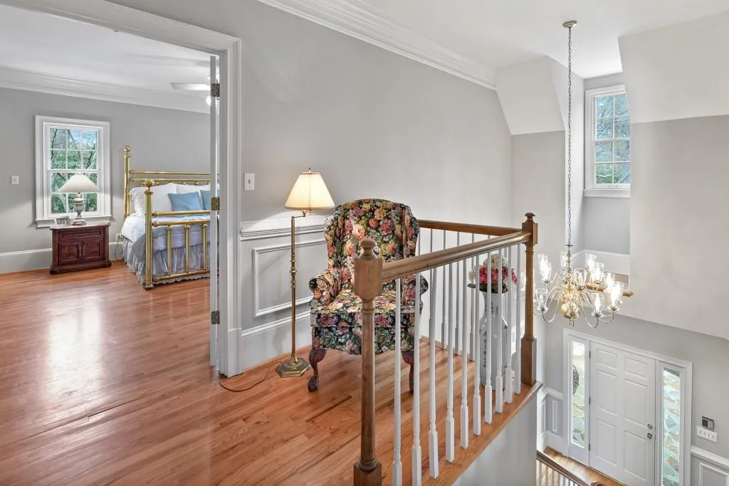 8520 Valemont Drive, Sandy Springs, Georgia 30350, 6 Bedrooms Bedrooms, ,5 BathroomsBathrooms,Residential,Sold,8520 Valemont Drive,6694882