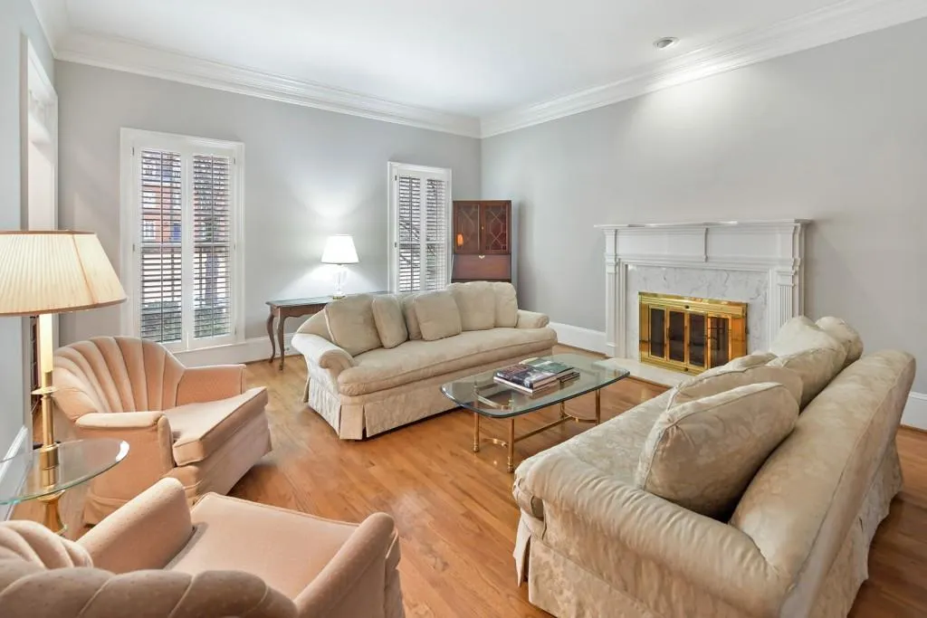 8520 Valemont Drive, Sandy Springs, Georgia 30350, 6 Bedrooms Bedrooms, ,5 BathroomsBathrooms,Residential,Sold,8520 Valemont Drive,6694882