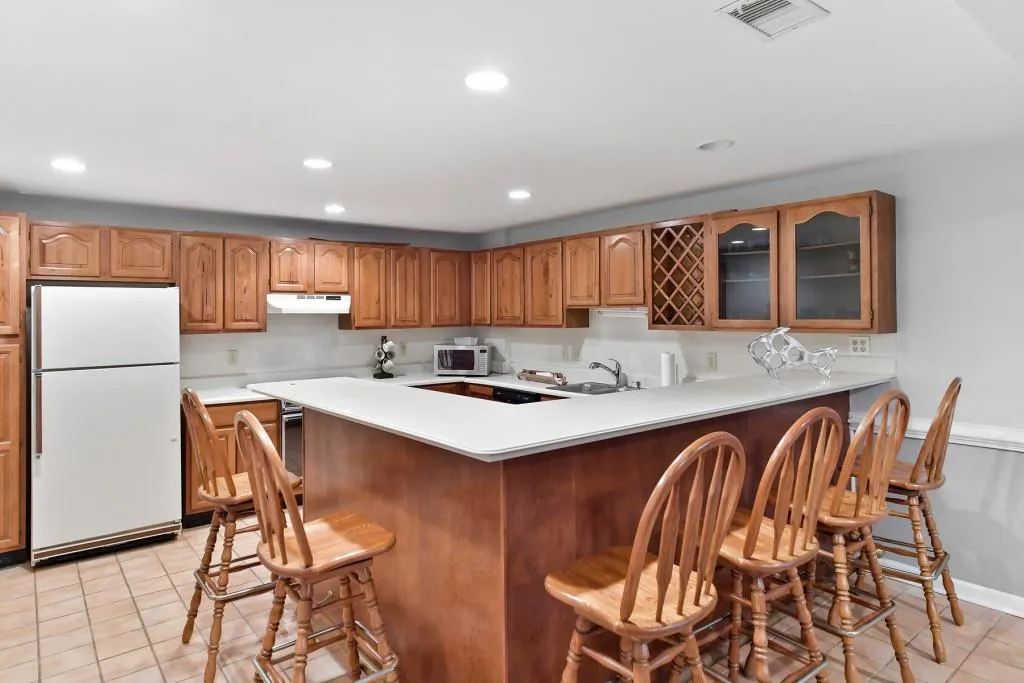 8520 Valemont Drive, Sandy Springs, Georgia 30350, 6 Bedrooms Bedrooms, ,5 BathroomsBathrooms,Residential,Sold,8520 Valemont Drive,6694882