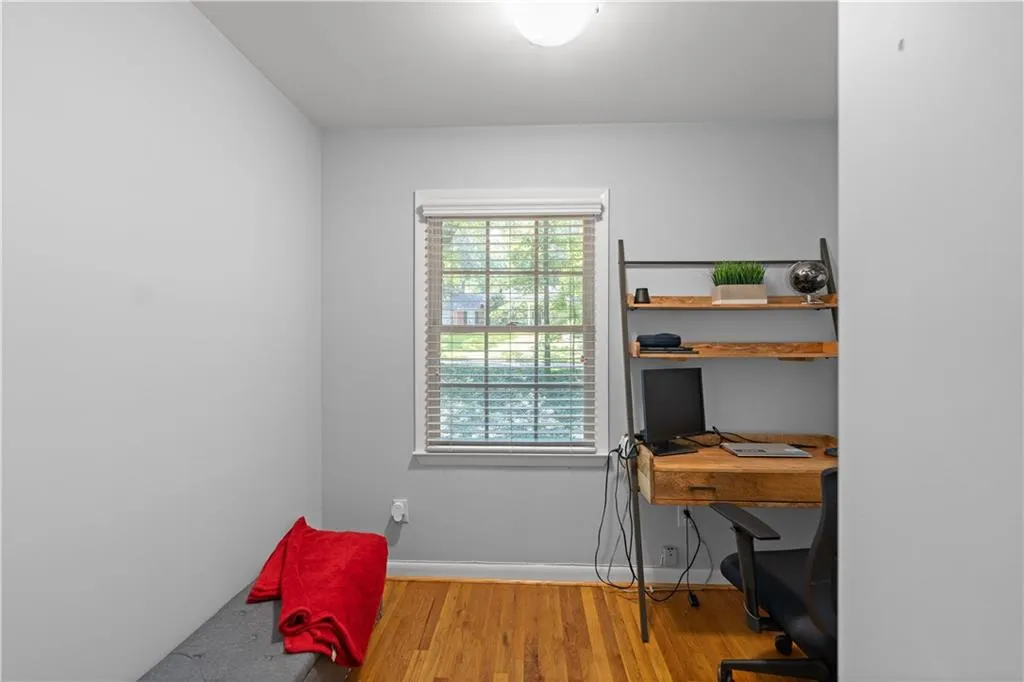 380 Castleridge Drive, Atlanta, Georgia 30342, 4 Bedrooms Bedrooms, ,3 BathroomsBathrooms,Residential,Sold,380 Castleridge Drive,7470541 380 Castleridge Drive, Atlanta, Georgia 30342, 4 Bedrooms Bedrooms, ,3 BathroomsBathrooms,Residential,Sold,380 Castleridge Drive,7470541