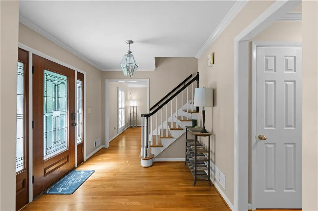 380 Castleridge Drive, Atlanta, Georgia 30342, 4 Bedrooms Bedrooms, ,3 BathroomsBathrooms,Residential,Sold,380 Castleridge Drive,7470541 380 Castleridge Drive, Atlanta, Georgia 30342, 4 Bedrooms Bedrooms, ,3 BathroomsBathrooms,Residential,Sold,380 Castleridge Drive,7470541