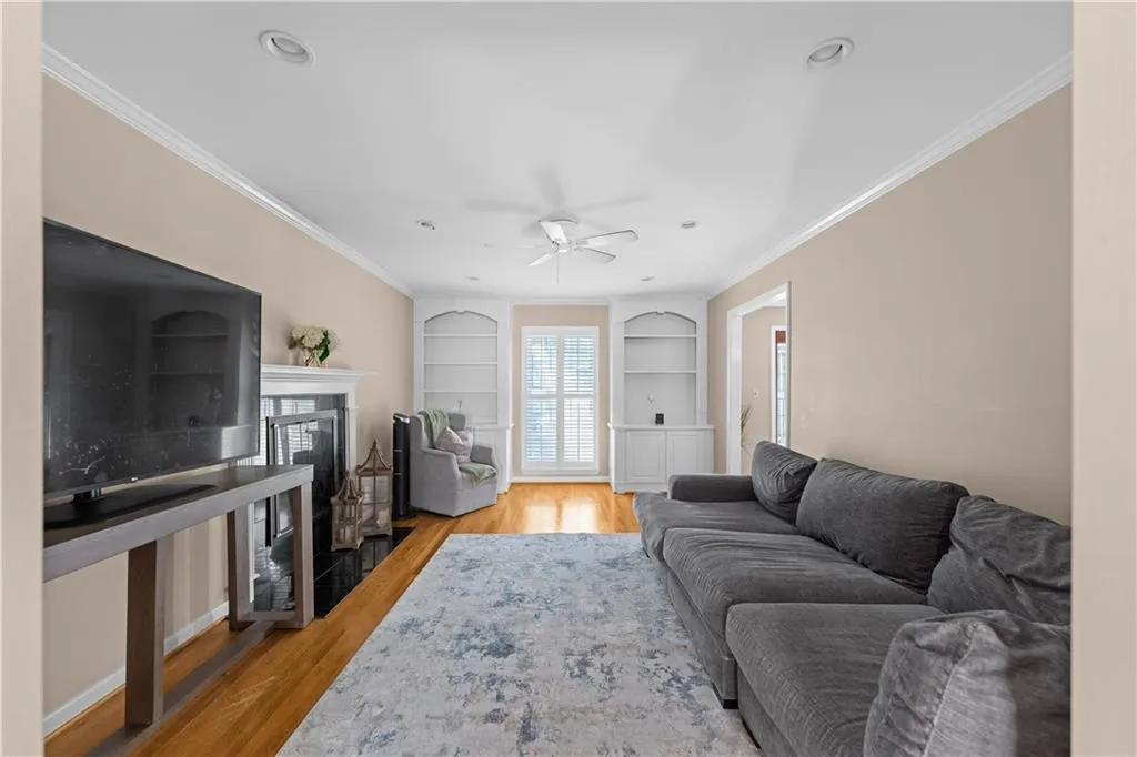 380 Castleridge Drive, Atlanta, Georgia 30342, 4 Bedrooms Bedrooms, ,3 BathroomsBathrooms,Residential,Sold,380 Castleridge Drive,7470541 380 Castleridge Drive, Atlanta, Georgia 30342, 4 Bedrooms Bedrooms, ,3 BathroomsBathrooms,Residential,Sold,380 Castleridge Drive,7470541