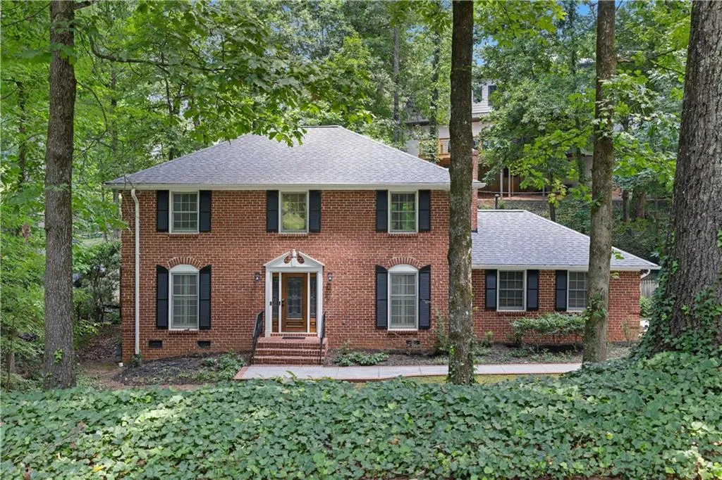 380 Castleridge Drive, Atlanta, Georgia 30342, 4 Bedrooms Bedrooms, ,3 BathroomsBathrooms,Residential,Sold,380 Castleridge Drive,7470541 380 Castleridge Drive, Atlanta, Georgia 30342, 4 Bedrooms Bedrooms, ,3 BathroomsBathrooms,Residential,Sold,380 Castleridge Drive,7470541