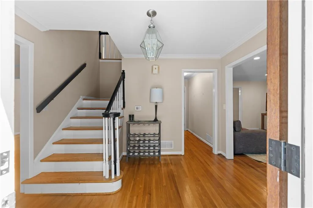 380 Castleridge Drive, Atlanta, Georgia 30342, 4 Bedrooms Bedrooms, ,3 BathroomsBathrooms,Residential,Sold,380 Castleridge Drive,7470541 380 Castleridge Drive, Atlanta, Georgia 30342, 4 Bedrooms Bedrooms, ,3 BathroomsBathrooms,Residential,Sold,380 Castleridge Drive,7470541