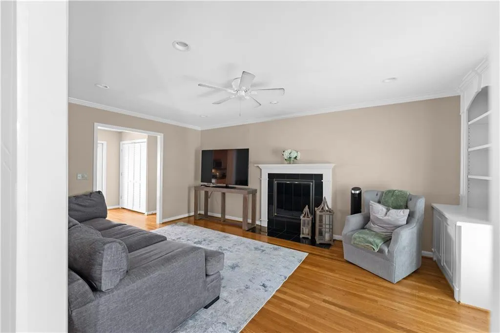 380 Castleridge Drive, Atlanta, Georgia 30342, 4 Bedrooms Bedrooms, ,3 BathroomsBathrooms,Residential,Sold,380 Castleridge Drive,7470541 380 Castleridge Drive, Atlanta, Georgia 30342, 4 Bedrooms Bedrooms, ,3 BathroomsBathrooms,Residential,Sold,380 Castleridge Drive,7470541