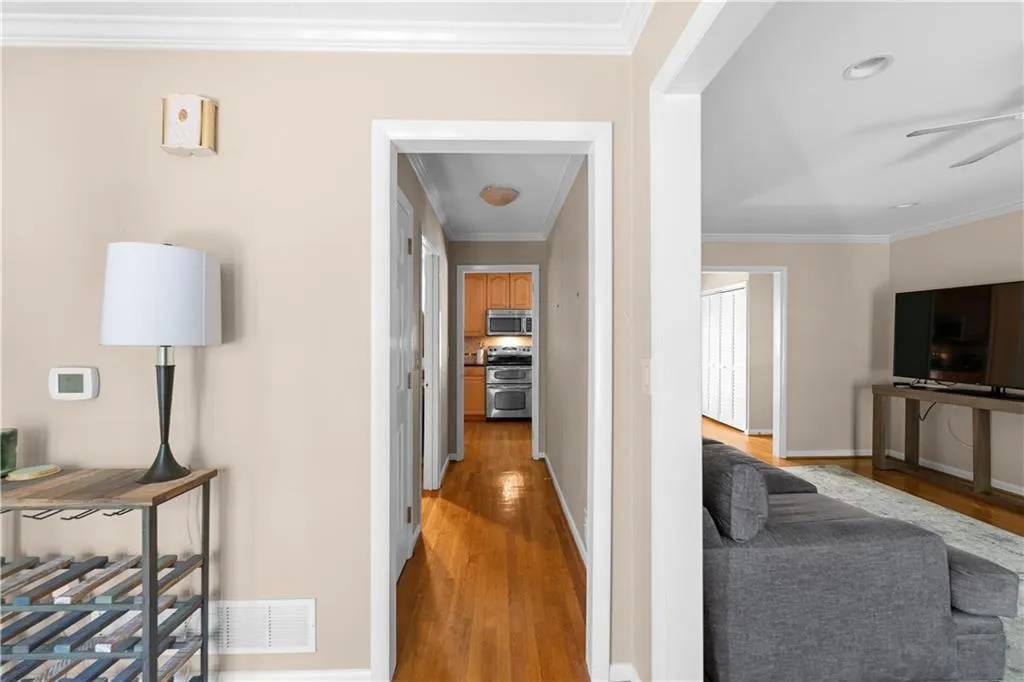 380 Castleridge Drive, Atlanta, Georgia 30342, 4 Bedrooms Bedrooms, ,3 BathroomsBathrooms,Residential,Sold,380 Castleridge Drive,7470541 380 Castleridge Drive, Atlanta, Georgia 30342, 4 Bedrooms Bedrooms, ,3 BathroomsBathrooms,Residential,Sold,380 Castleridge Drive,7470541