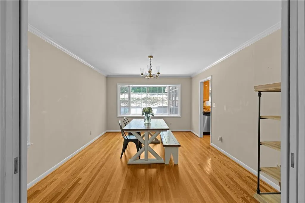 380 Castleridge Drive, Atlanta, Georgia 30342, 4 Bedrooms Bedrooms, ,3 BathroomsBathrooms,Residential,Sold,380 Castleridge Drive,7470541 380 Castleridge Drive, Atlanta, Georgia 30342, 4 Bedrooms Bedrooms, ,3 BathroomsBathrooms,Residential,Sold,380 Castleridge Drive,7470541