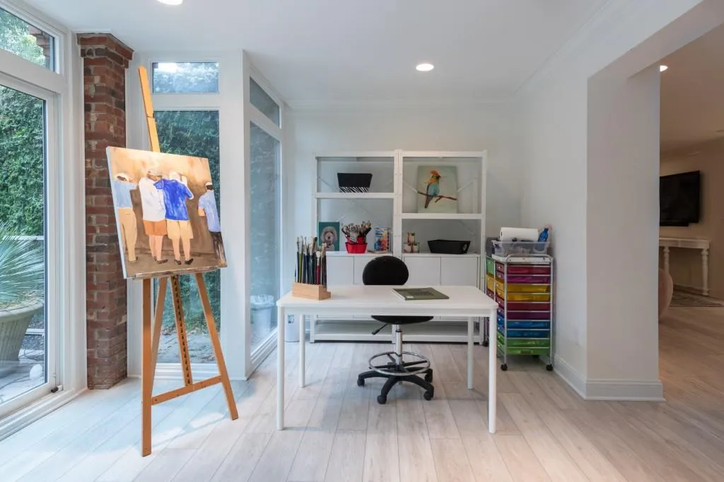 320 Long Glen Drive, Atlanta, Georgia 30327, 5 Bedrooms Bedrooms, ,5 BathroomsBathrooms,Residential,For Sale,320 Long Glen Drive,7680414