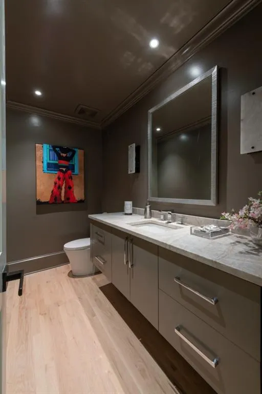 320 Long Glen Drive, Atlanta, Georgia 30327, 5 Bedrooms Bedrooms, ,5 BathroomsBathrooms,Residential,For Sale,320 Long Glen Drive,7680414