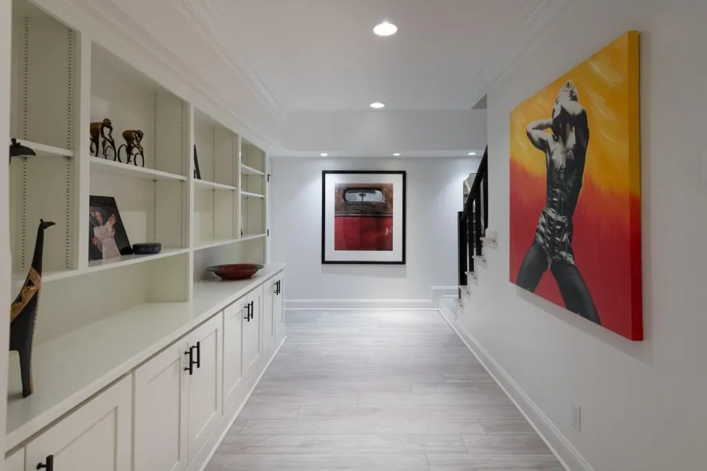 320 Long Glen Drive, Atlanta, Georgia 30327, 5 Bedrooms Bedrooms, ,5 BathroomsBathrooms,Residential,For Sale,320 Long Glen Drive,7680414