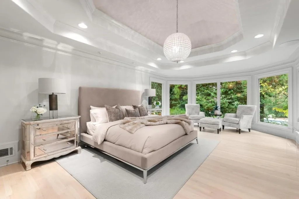 320 Long Glen Drive, Atlanta, Georgia 30327, 5 Bedrooms Bedrooms, ,5 BathroomsBathrooms,Residential,For Sale,320 Long Glen Drive,7680414