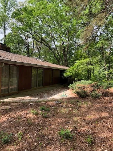 845 Crest Valley Drive, Sandy Springs, Georgia 30327, 4 Bedrooms Bedrooms, ,3 BathroomsBathrooms,Residential,Sold,845 Crest Valley Drive,6537588