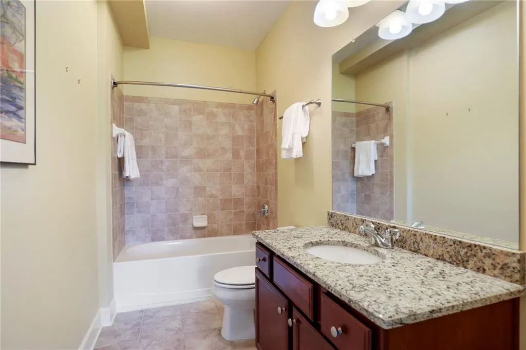 200 River Vista Drive Unit 742, Atlanta, Georgia 30339, 2 Bedrooms Bedrooms, ,2 BathroomsBathrooms,Residential,Sold,200 River Vista Drive Unit 742,6920656