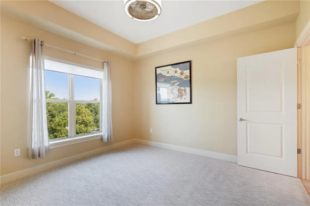 200 River Vista Drive Unit 742, Atlanta, Georgia 30339, 2 Bedrooms Bedrooms, ,2 BathroomsBathrooms,Residential,Sold,200 River Vista Drive Unit 742,6920656