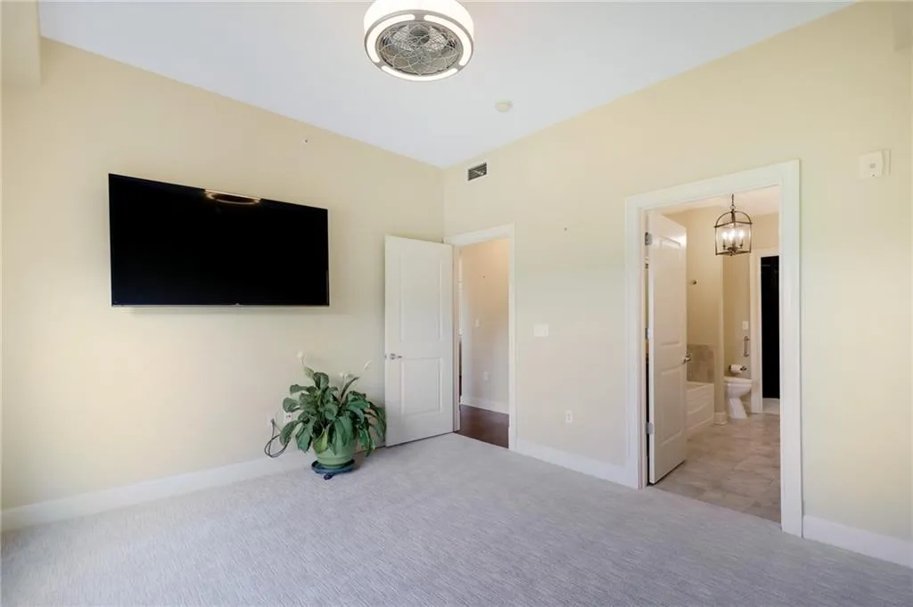 200 River Vista Drive Unit 742, Atlanta, Georgia 30339, 2 Bedrooms Bedrooms, ,2 BathroomsBathrooms,Residential,Sold,200 River Vista Drive Unit 742,6920656