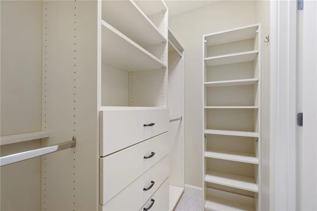 200 River Vista Drive Unit 742, Atlanta, Georgia 30339, 2 Bedrooms Bedrooms, ,2 BathroomsBathrooms,Residential,Sold,200 River Vista Drive Unit 742,6920656