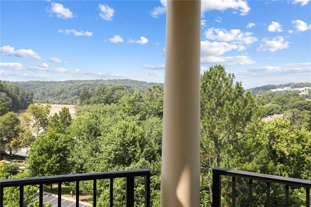 200 River Vista Drive Unit 742, Atlanta, Georgia 30339, 2 Bedrooms Bedrooms, ,2 BathroomsBathrooms,Residential,Sold,200 River Vista Drive Unit 742,6920656