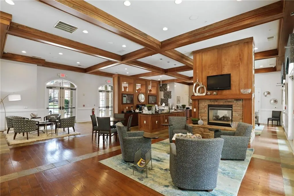200 River Vista Drive Unit 742, Atlanta, Georgia 30339, 2 Bedrooms Bedrooms, ,2 BathroomsBathrooms,Residential,Sold,200 River Vista Drive Unit 742,6920656