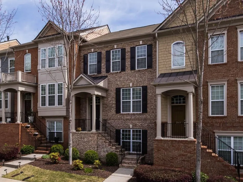 2165 Weldonberry Drive Ne, Brookhaven, Georgia 30319, 3 Bedrooms Bedrooms, ,3 BathroomsBathrooms,Residential,Sold,2165 Weldonberry Drive Ne,5988637