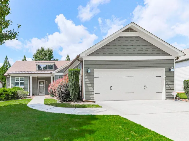 424 Larkspur Drive, Canton, Georgia 30114