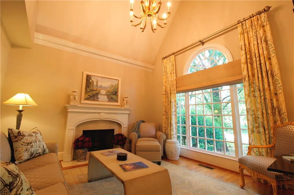 45 Wing Mill Road, Sandy Springs, Georgia 30350, 6 Bedrooms Bedrooms, ,4 BathroomsBathrooms,Residential,Sold,45 Wing Mill Road,7027613